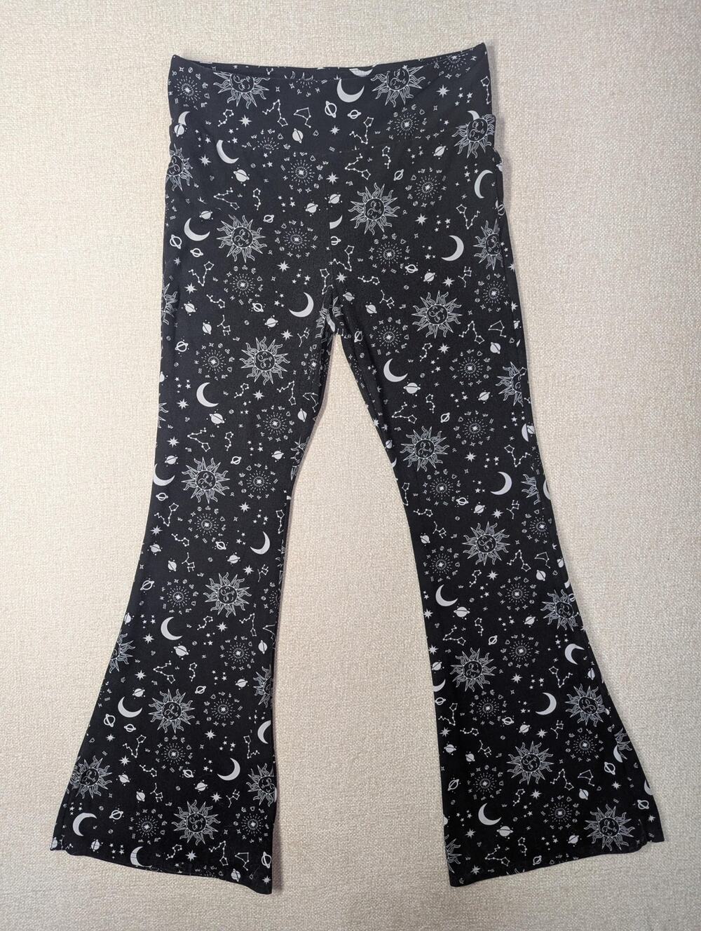 Y2K Celestial Flare Pants Sun Moon Star Print Astrology Bell Bottom Leggings